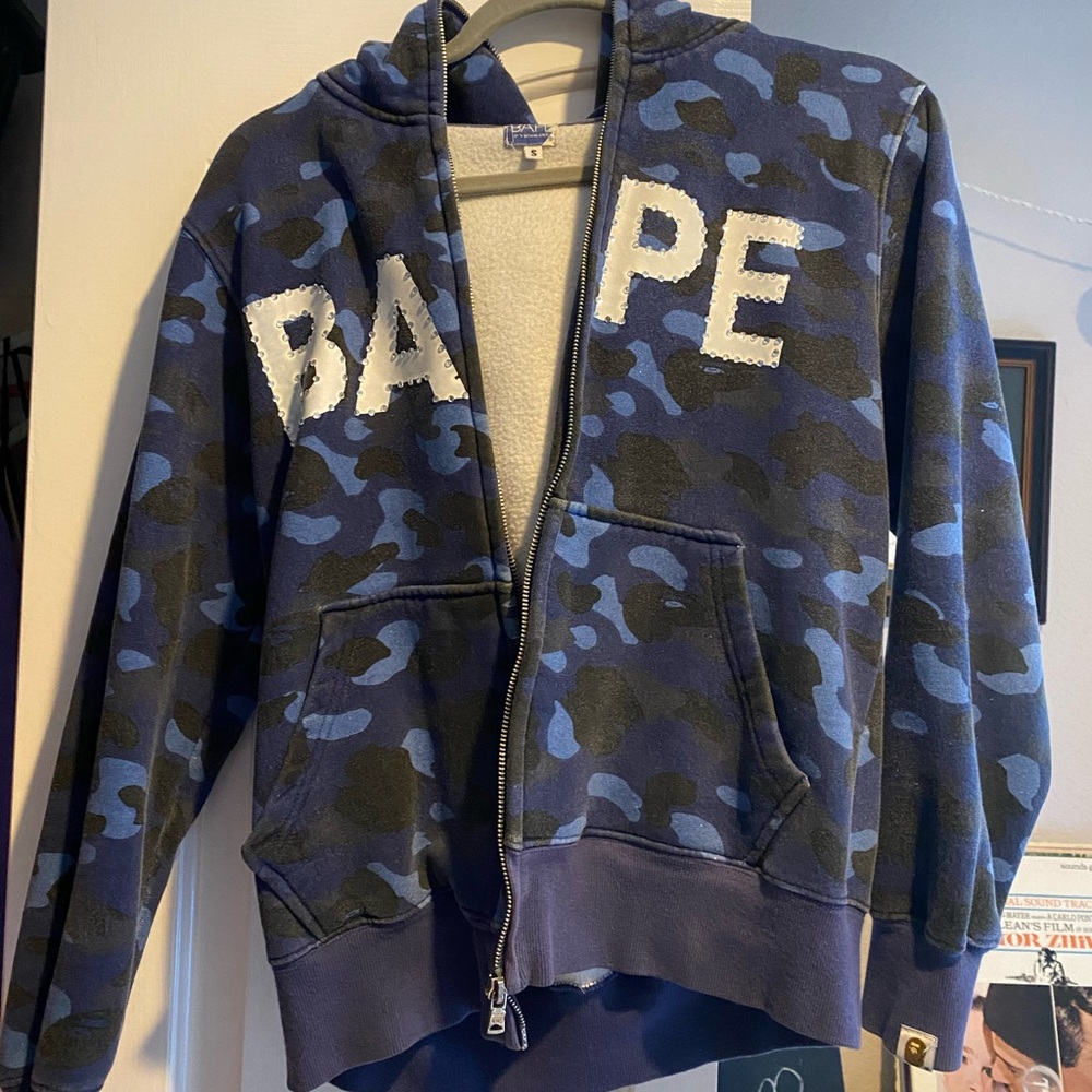 Vintage BAPE camo zip